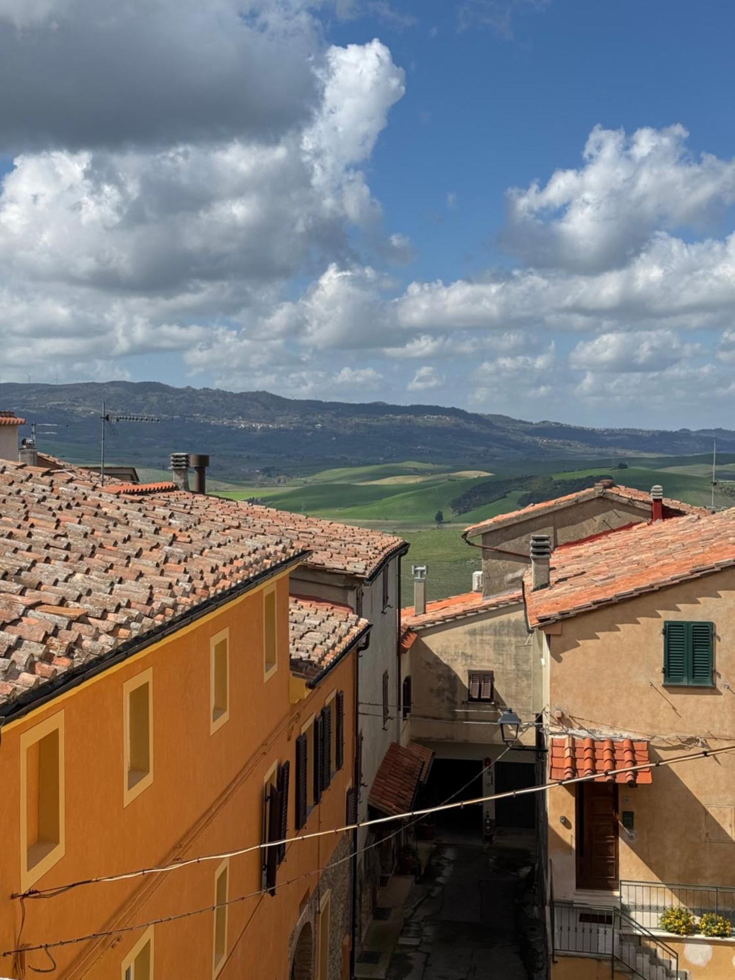 La Casetta Di Borgo Лаятико Экстерьер фото
