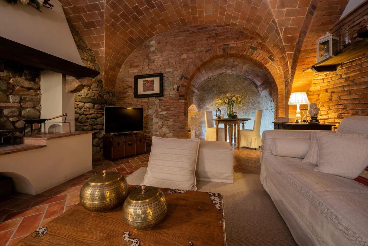 La Casetta Di Borgo Лаятико Экстерьер фото